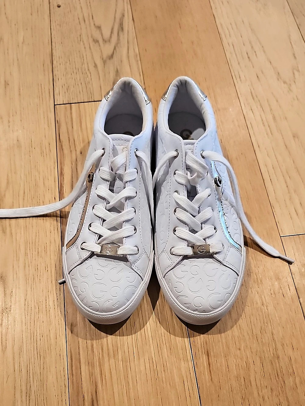 G by Guess Ggoria3-R Women's White & Gold Sneakers US 8M